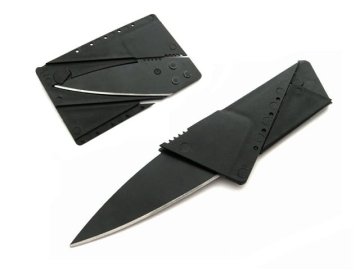 Skládací nůž, schovaný v kartě